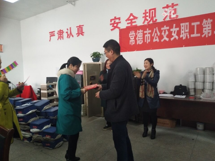 3-7 點(diǎn)鈔比賽3.jpg